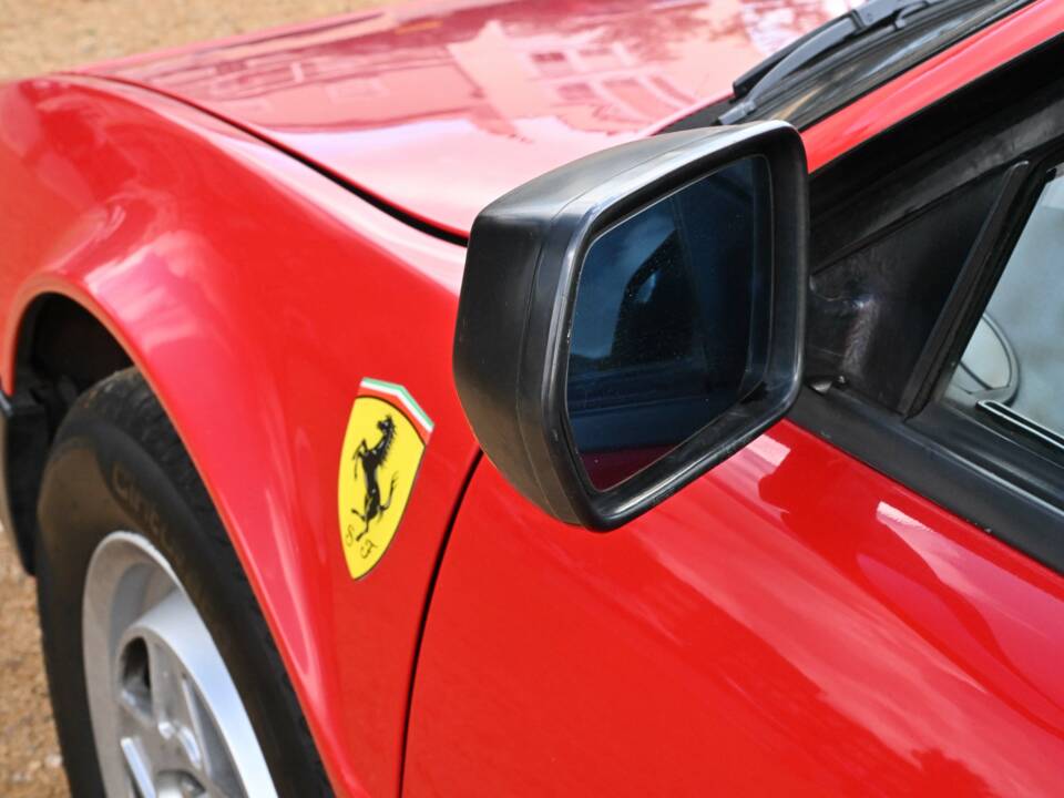 Image 31/50 of Ferrari Mondial 8 (1981)