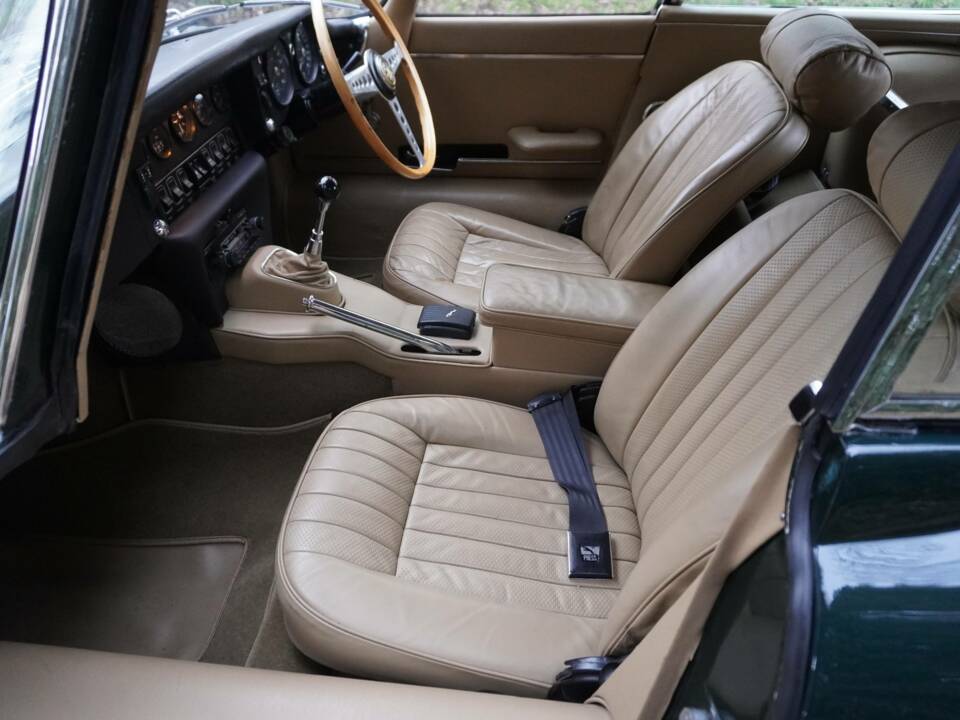 Afbeelding 12/18 van Jaguar E-Type (1970)