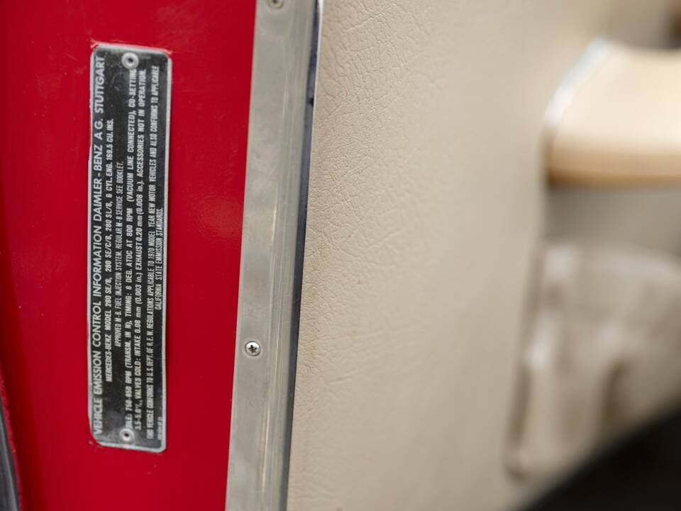 Immagine 11/18 di Mercedes-Benz 280 SL (1970)