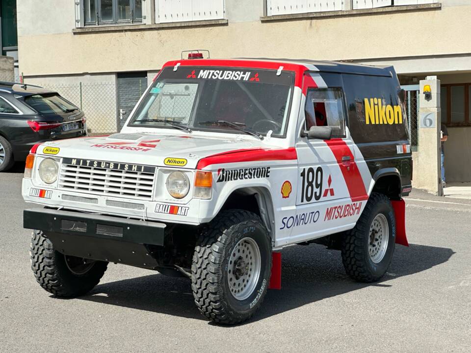 Afbeelding 3/8 van Mitsubishi Pajero (1985)
