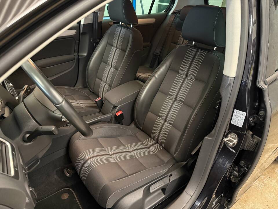 Bild 7/19 von Volkswagen Golf VI 1.2 TSI (2012)