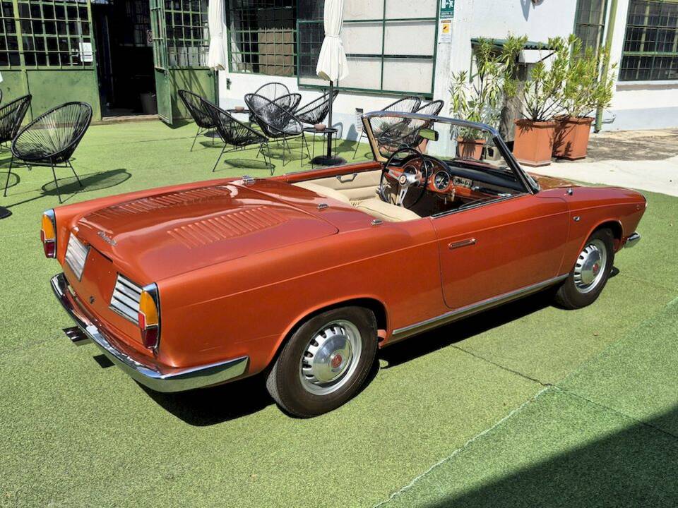Image 21/71 of Cisitalia Spyder Riviera 850 Scorpione (1960)