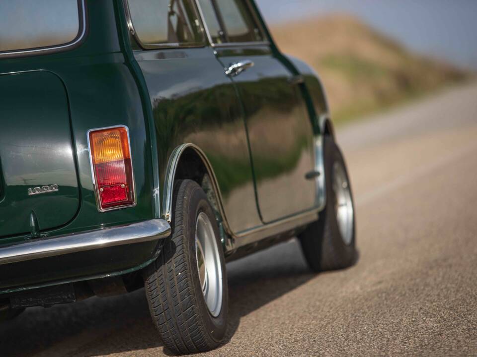 Immagine 13/47 di Austin Mini Cooper 1000 (1969)