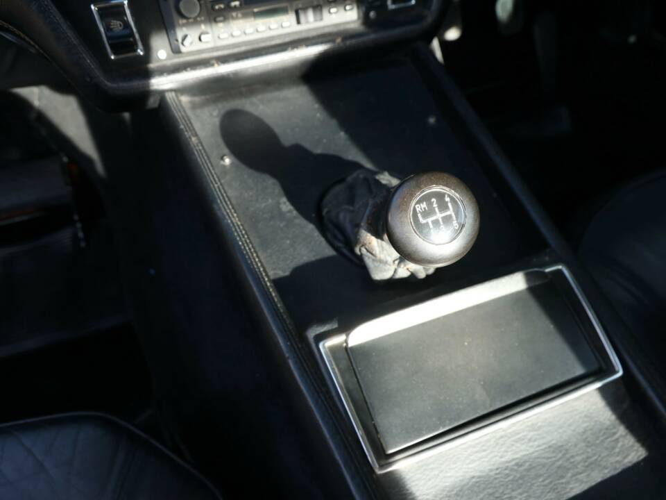 Image 48/50 of Maserati Khamsin (1976)