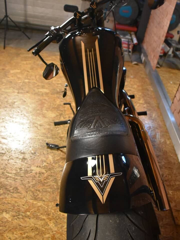 Bild 23/23 von Victory Hammer 8-Ball (2009)