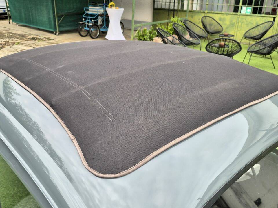 Image 19/52 of Volkswagen Beetle 1200 Standard "Oval" (1957)