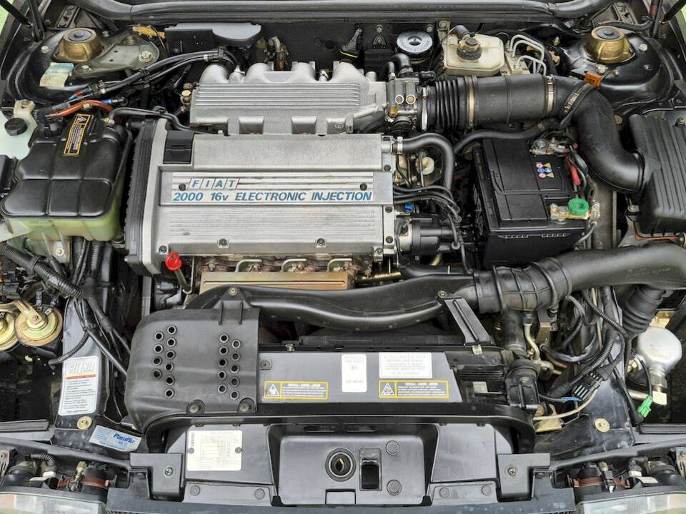 Immagine 51/63 di FIAT Coupé 2.0 16V (1994)