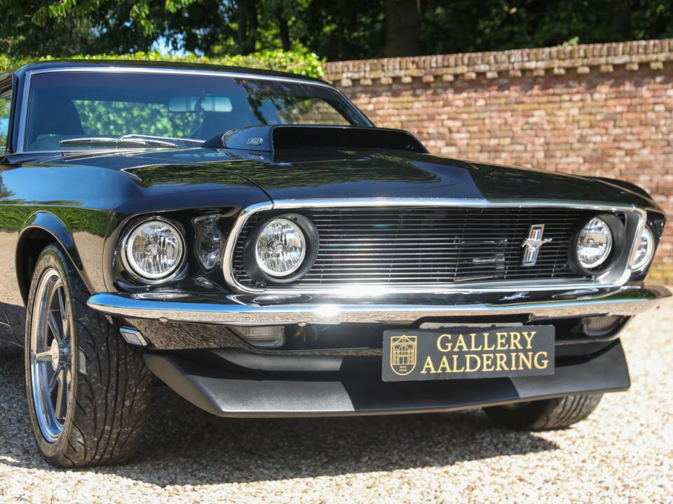 Image 37/50 of Ford Mustang 302 (1969)