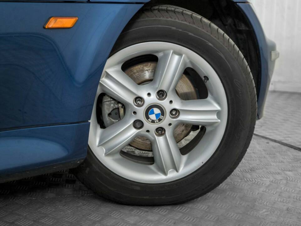 Bild 43/50 von BMW Z3 1.9i (2000)