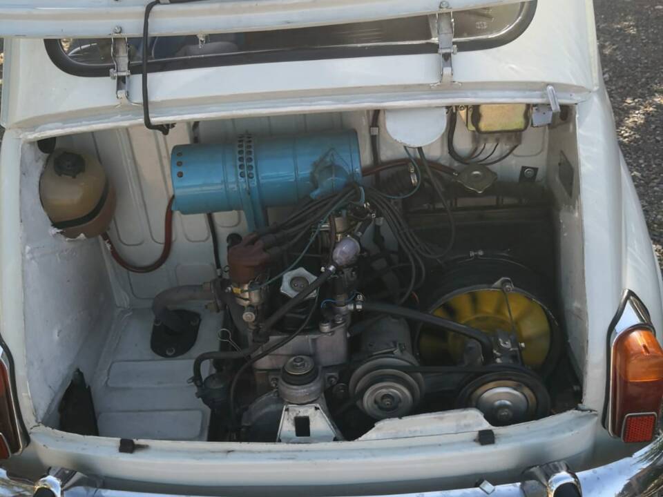 Bild 1/11 von SEAT 600 E (1972)