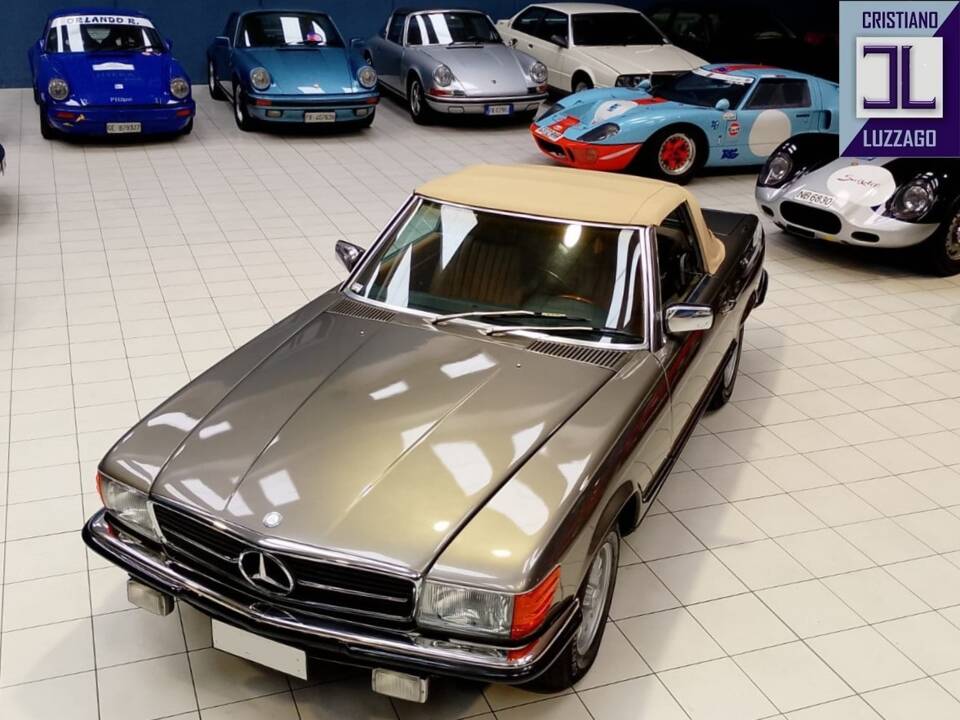 Image 6/60 of Mercedes-Benz 380 SL (1982)