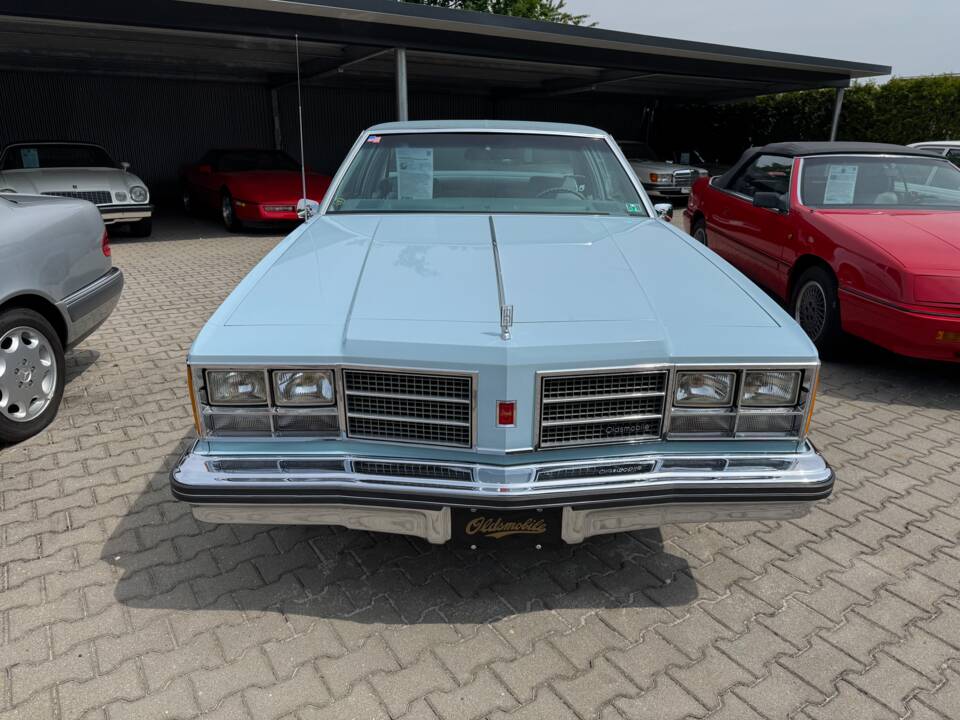 Imagen 5/64 de Oldsmobile Delta 88 Royale (1979)