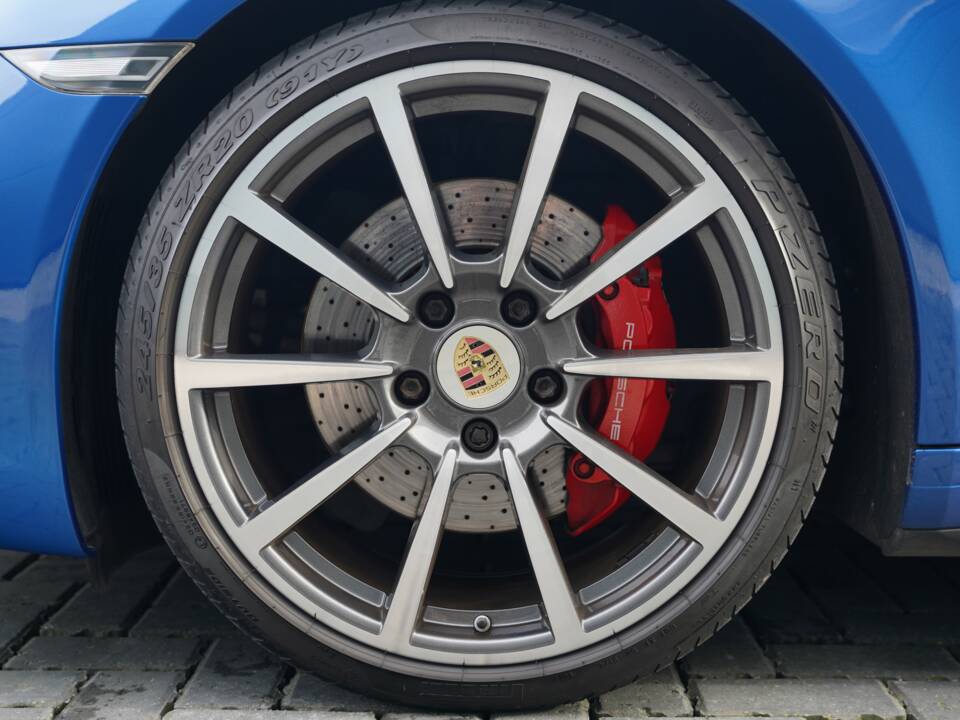 Bild 44/50 von Porsche 911 Carrera 4S (2017)