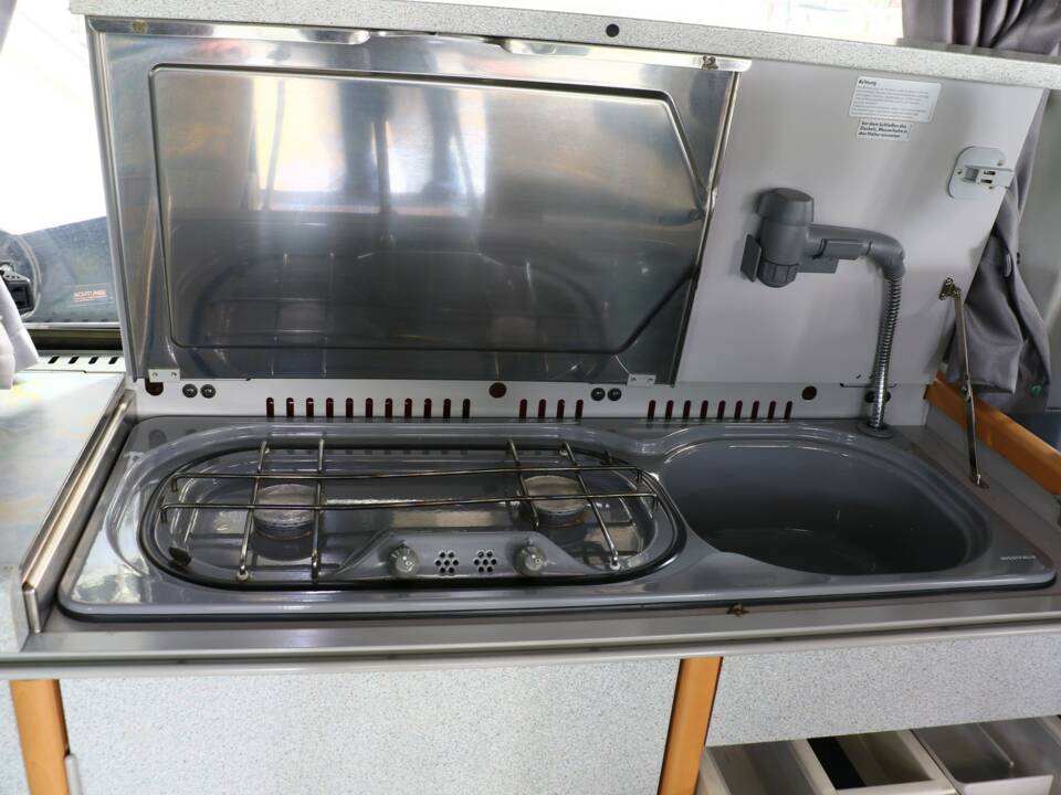 Bild 33/47 von Volkswagen T4 California 2.5 (1995)