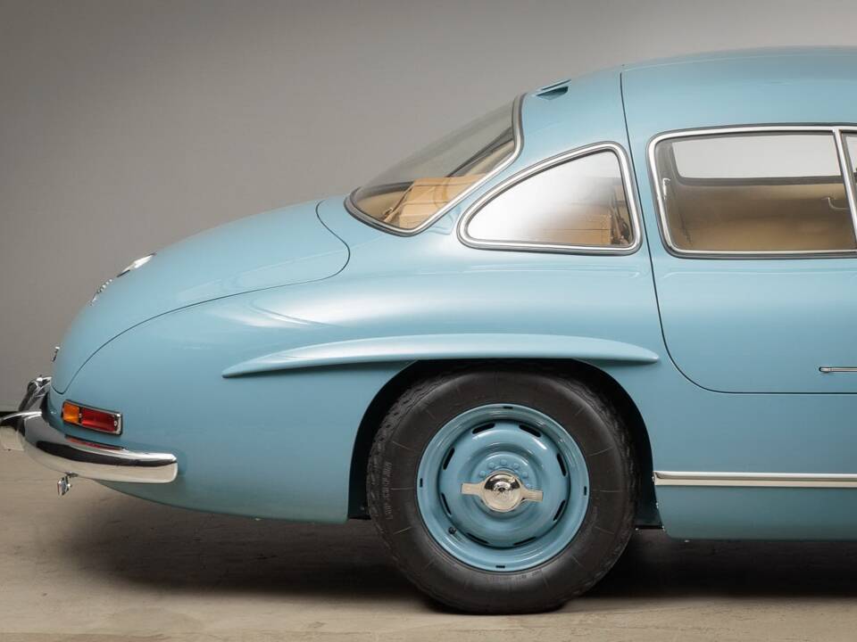 Image 14/42 de Mercedes-Benz 300 SL &quot;Papillon&quot; (1957)