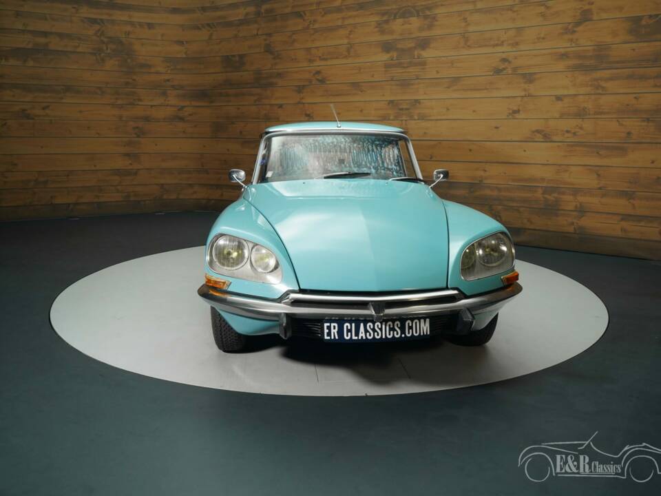 Immagine 3/8 di Citroën DS 21 Pallas (1972)