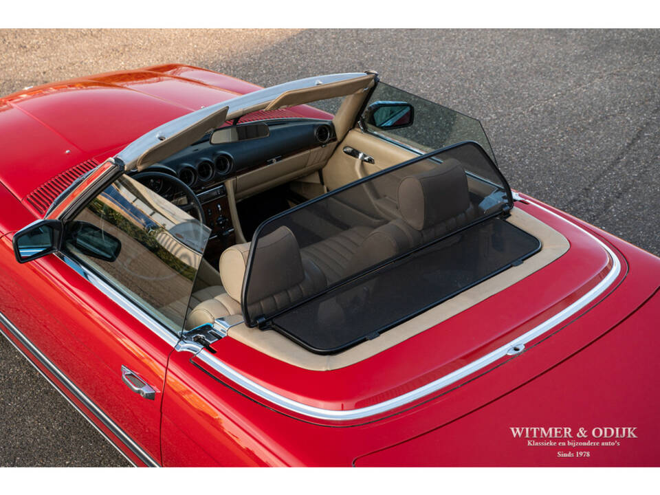Immagine 22/28 di Mercedes-Benz 500 SL (1984)