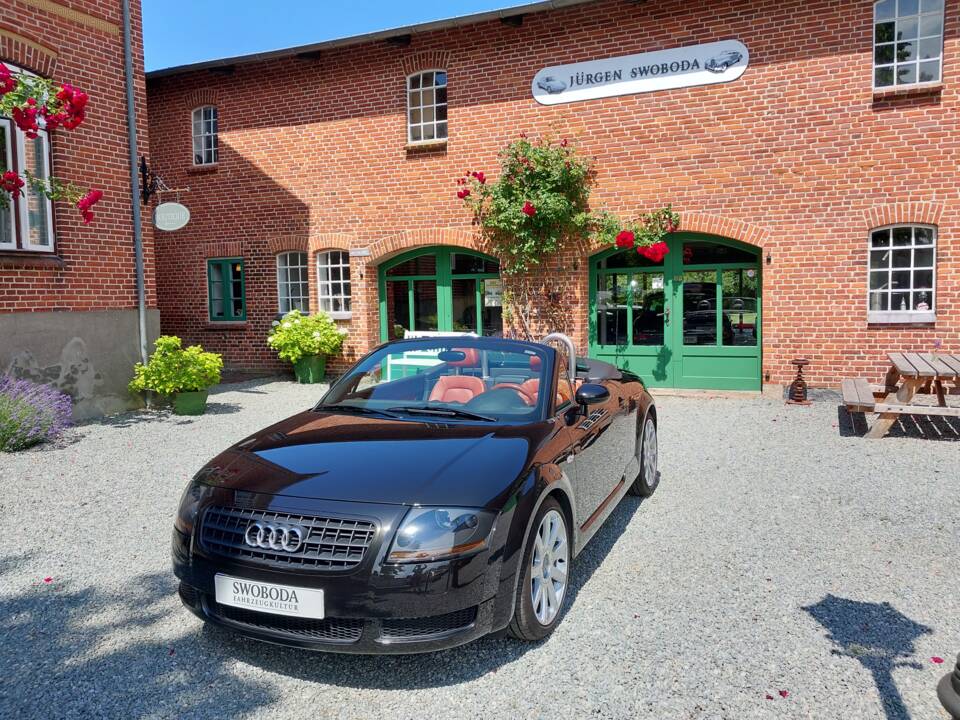 Image 7/15 of Audi TT 1.8 T (2003)
