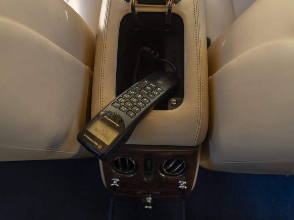 Image 25/50 of Bentley Arnage T (1999)