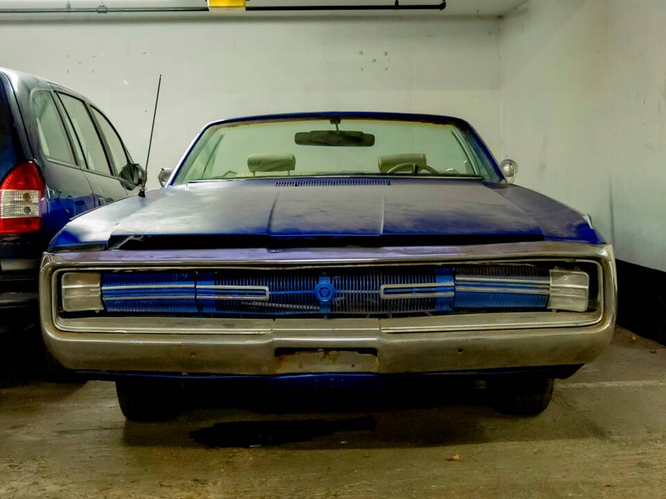 Image 6/50 of Chrysler 300 L (1970)