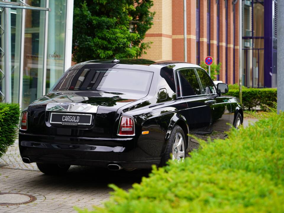 Image 11/21 of Rolls-Royce Phantom VII (2009)