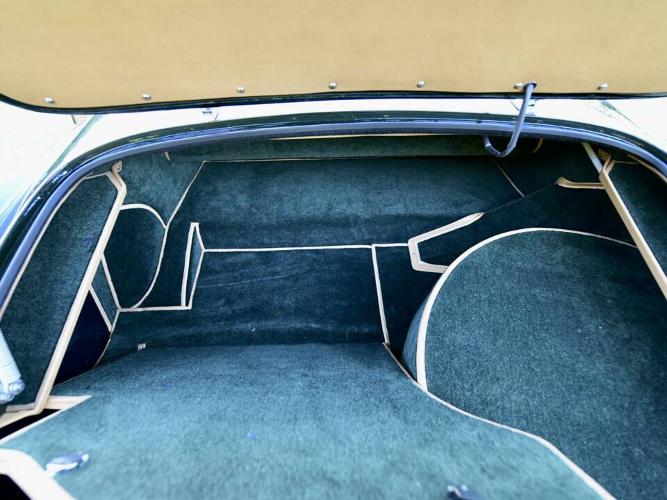 Afbeelding 45/50 van Bentley S 1 Continental DHC (1957)