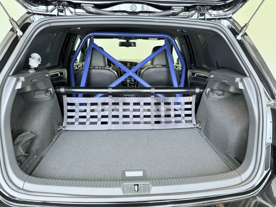 Bild 22/22 von Volkswagen Golf VII R (2016)