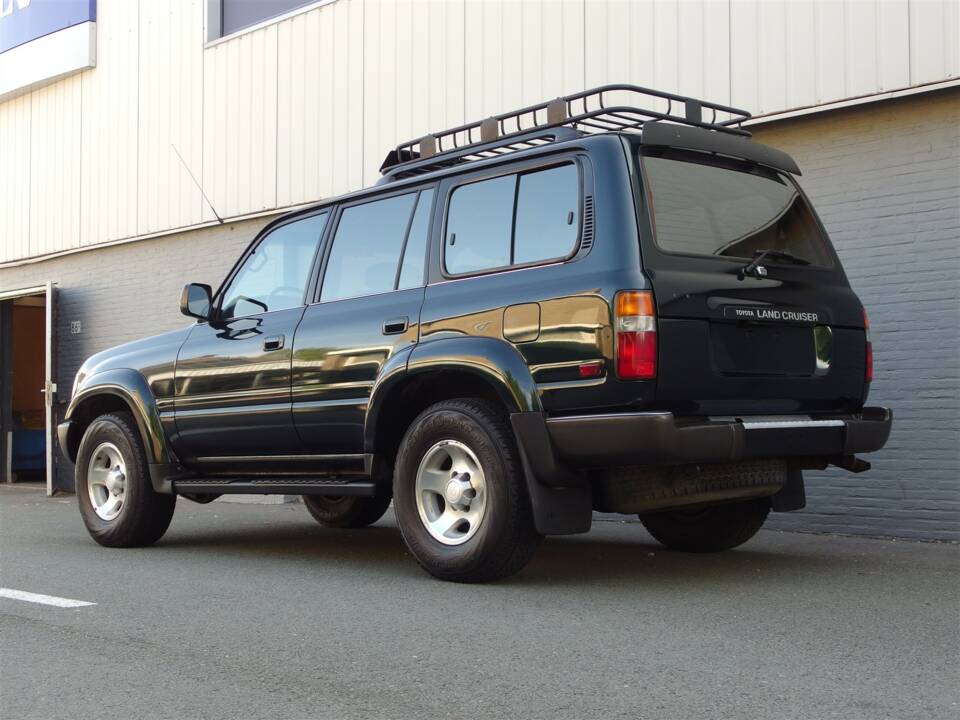 Image 3/99 de Toyota Land Cruiser J80 (1994)