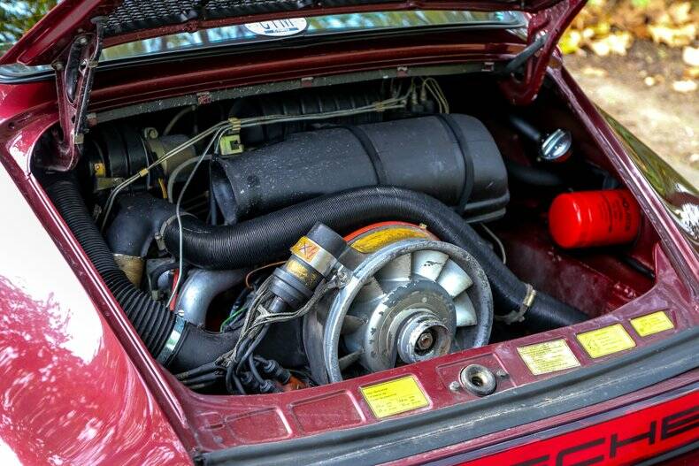 Image 38/50 de Porsche 911 SC 3.0 (1982)