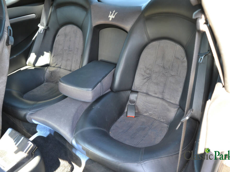 Bild 11/50 von Maserati GranSport 4.2 (2006)
