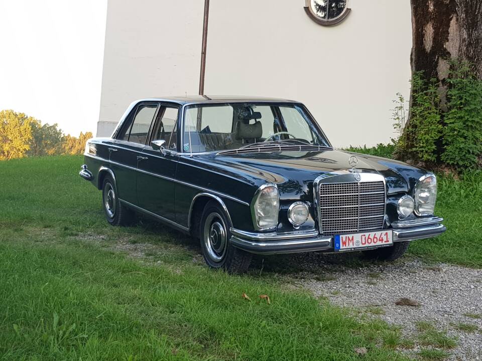 Image 1/19 of Mercedes-Benz 280 S (1968)