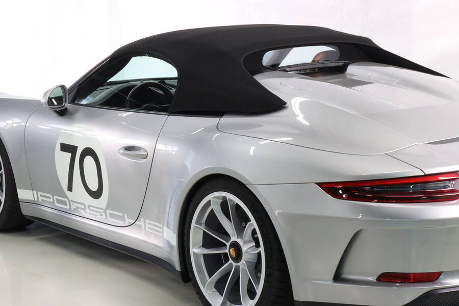 Image 4/20 of Porsche 911 Speedster (2019)