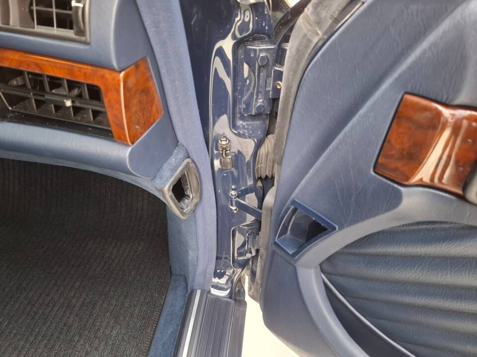 Bild 25/37 von Mercedes-Benz 500 SE (1991)