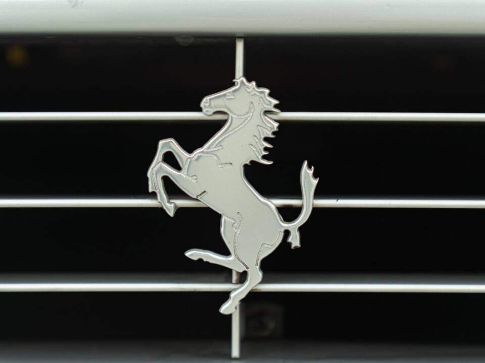 Image 36/50 of Ferrari Mondial 3.2 (1987)