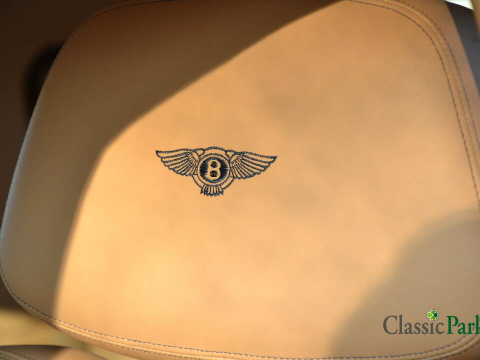 Bild 23/50 von Bentley Arnage Red Label (2002)