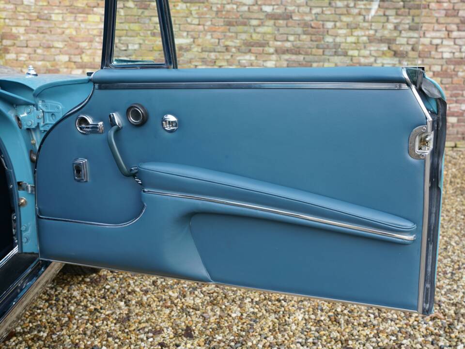 Bild 47/50 von Mercedes-Benz 250 SE (1967)