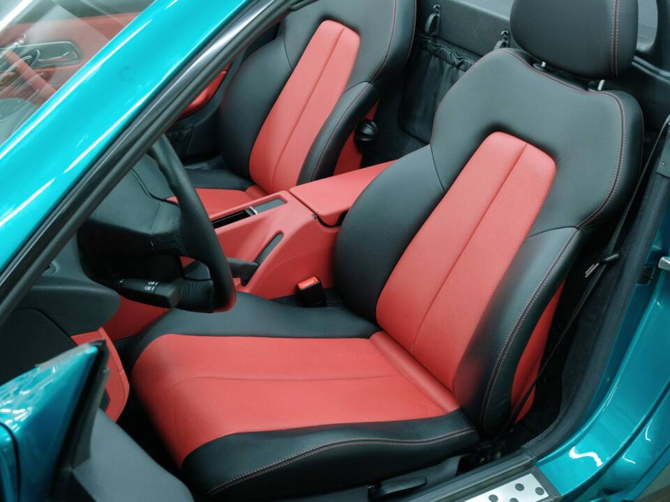Immagine 40/50 di Mercedes-Benz SLK 230 Kompressor (1998)