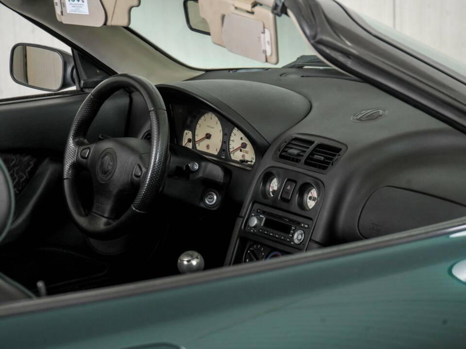 Imagen 35/50 de MG F 1.8i (1996)