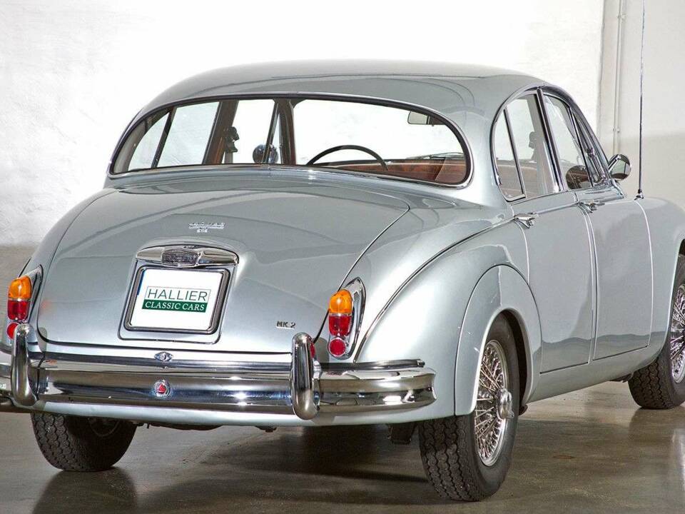 Image 9/20 of Jaguar Mk II 3.8 (1962)