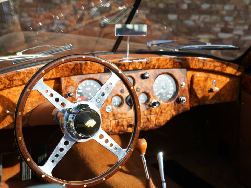 Bild 13/50 von Jaguar XK 120 SE DHC (1953)