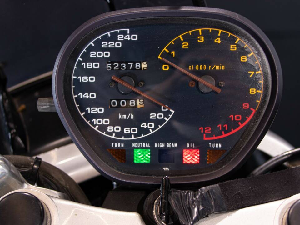 Bild 16/50 von Suzuki DUMMY (1982)