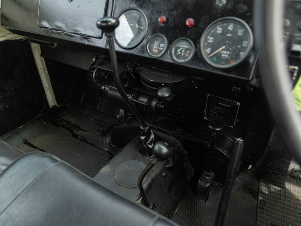 Image 43/50 of Land Rover 88 Lightweight (1977)