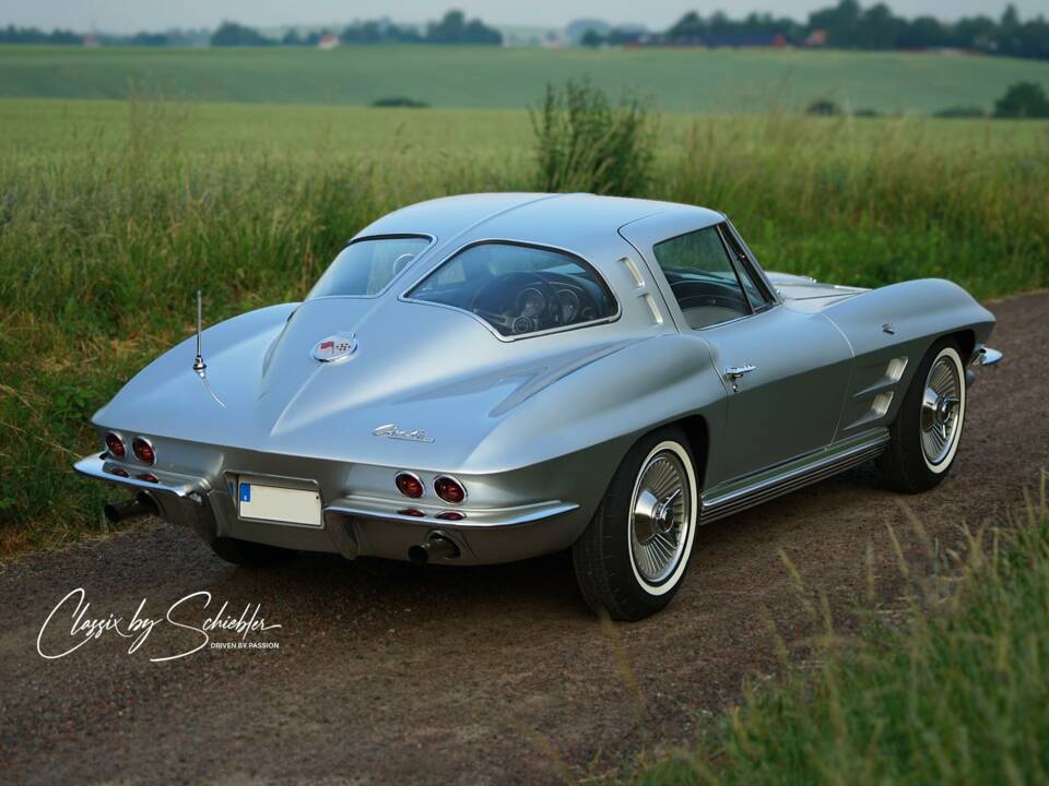 Afbeelding 1/26 van Chevrolet Corvette Sting Ray (1963)