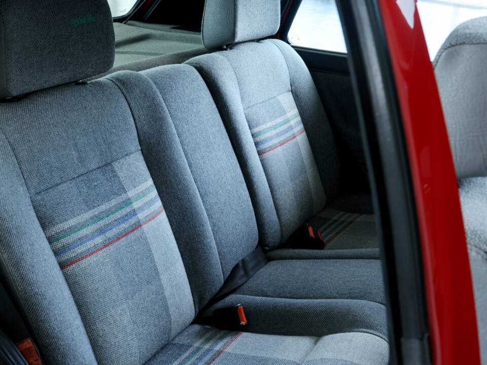 Afbeelding 37/50 van Volkswagen Golf Mk II Country Syncro 1.8 (1990)