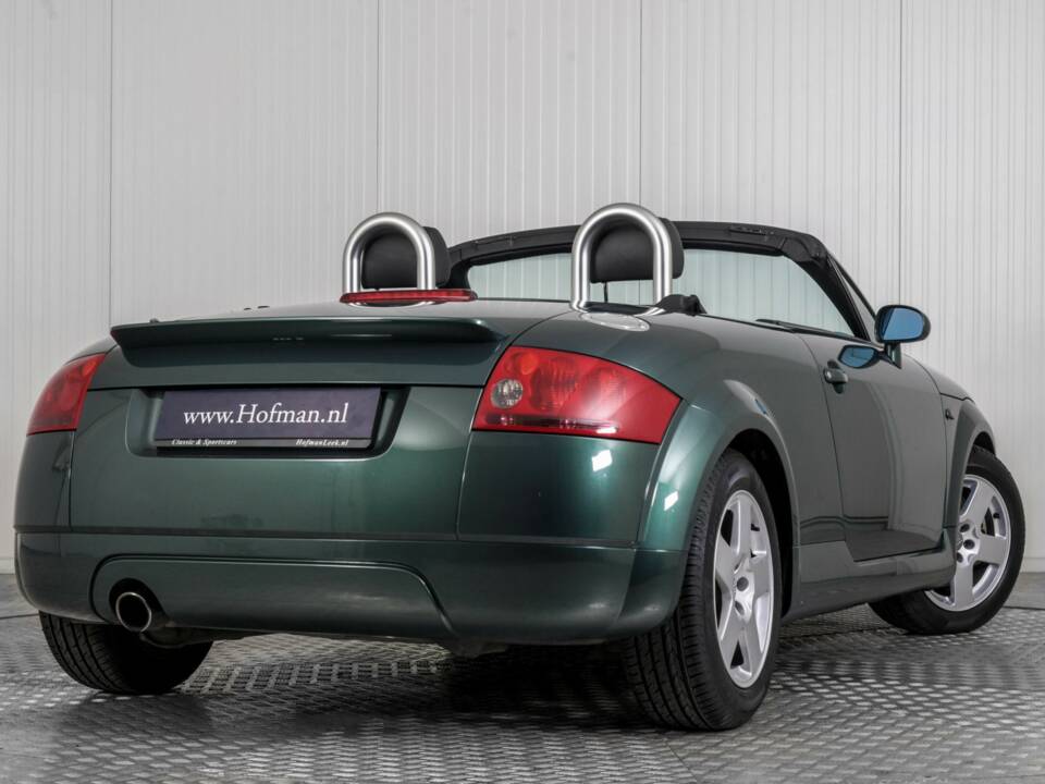 Immagine 36/50 di Audi TT 1.8 T (2001)