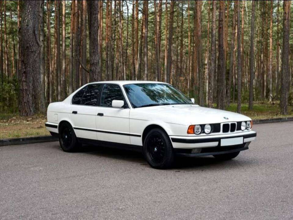 Image 1/55 of BMW 525ix (1993)
