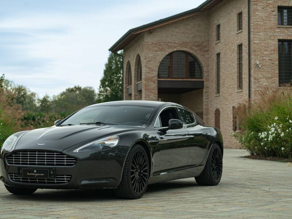 Bild 6/50 von Aston Martin Rapide (2010)