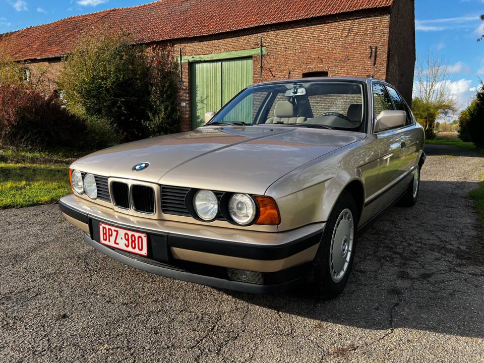 Imagen 3/100 de BMW 518i (1991)