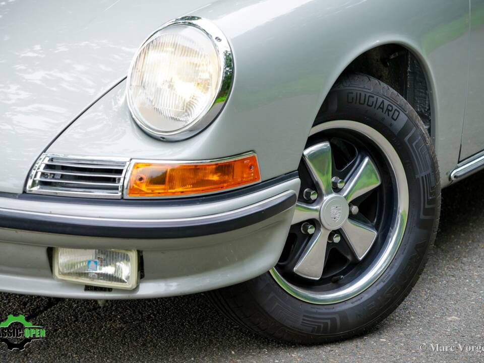 Image 35/57 of Porsche 911 2.0 (1968)