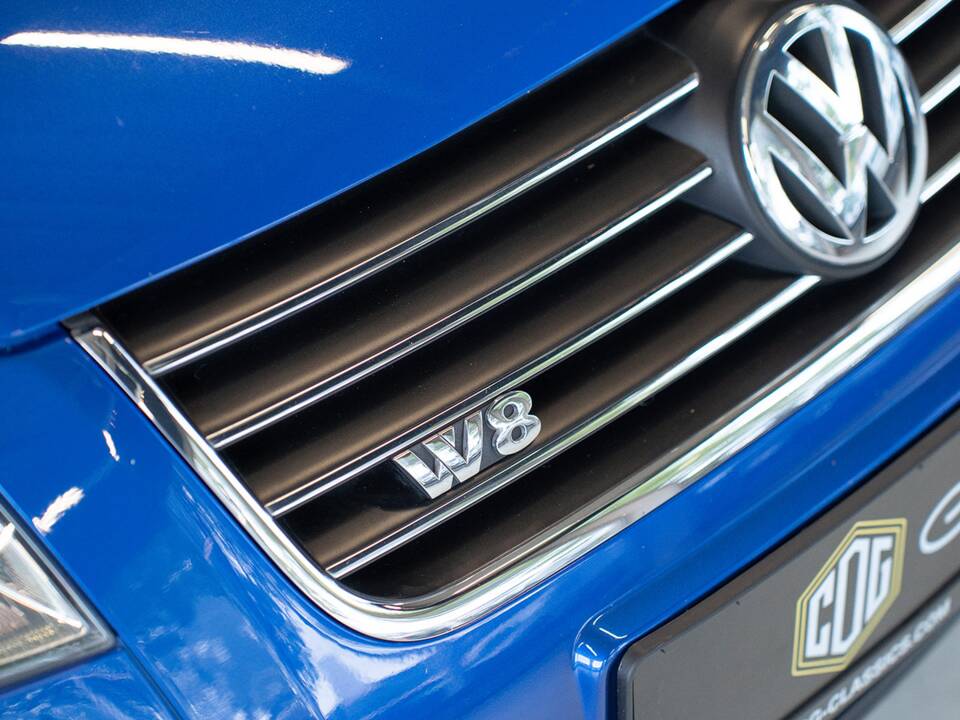Image 18/59 de Volkswagen Passat Variant 4.0 W8 (2004)